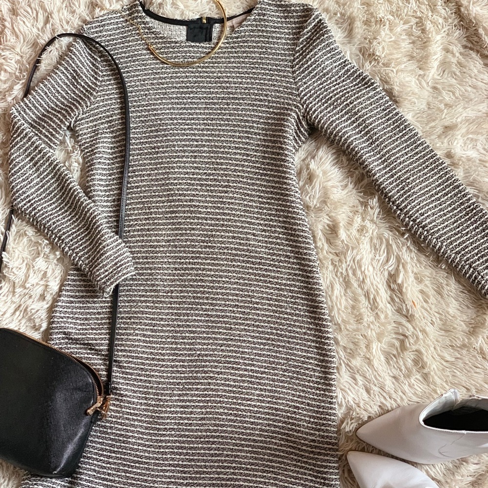 Chic Stripped Long Sleeved Dress